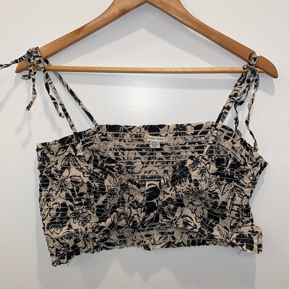 American eagle floral cream and blue take top XL size